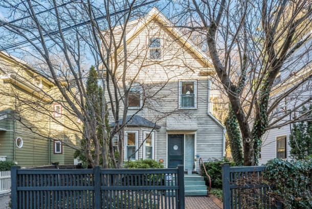 15 Vassal Lane, Cambridge, MA